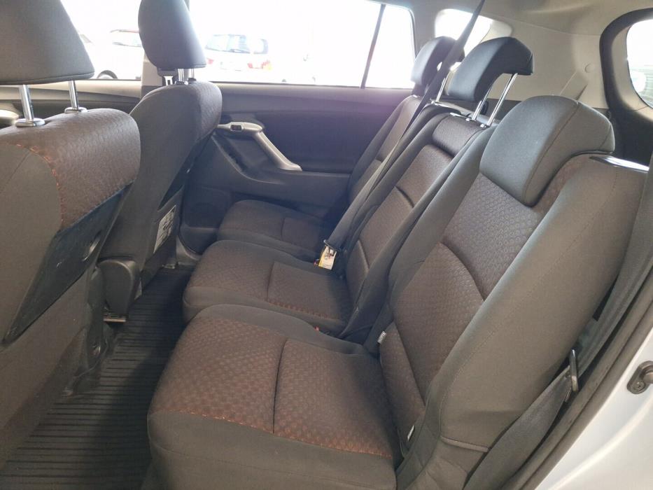 TOYOTA Verso 2010