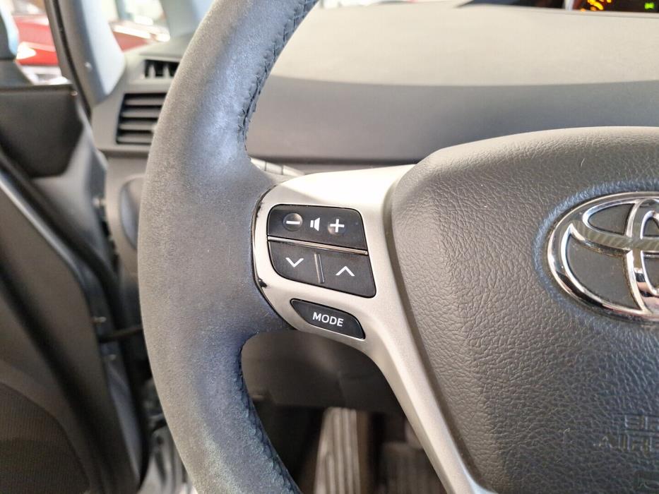 TOYOTA Verso 2010