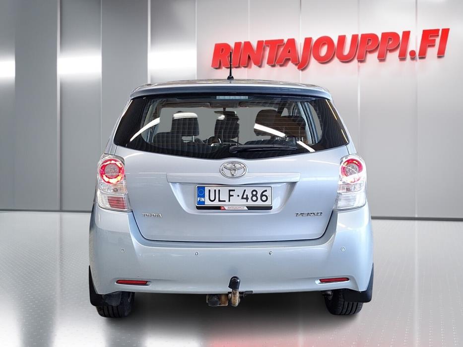 TOYOTA Verso 2010