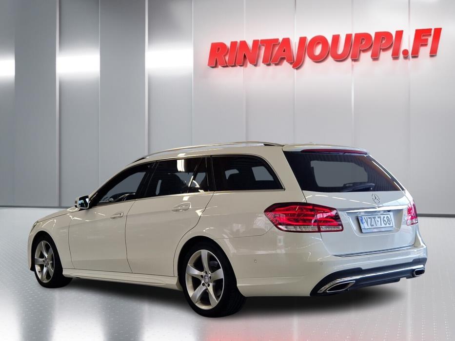 MERCEDES-BENZ E 2014