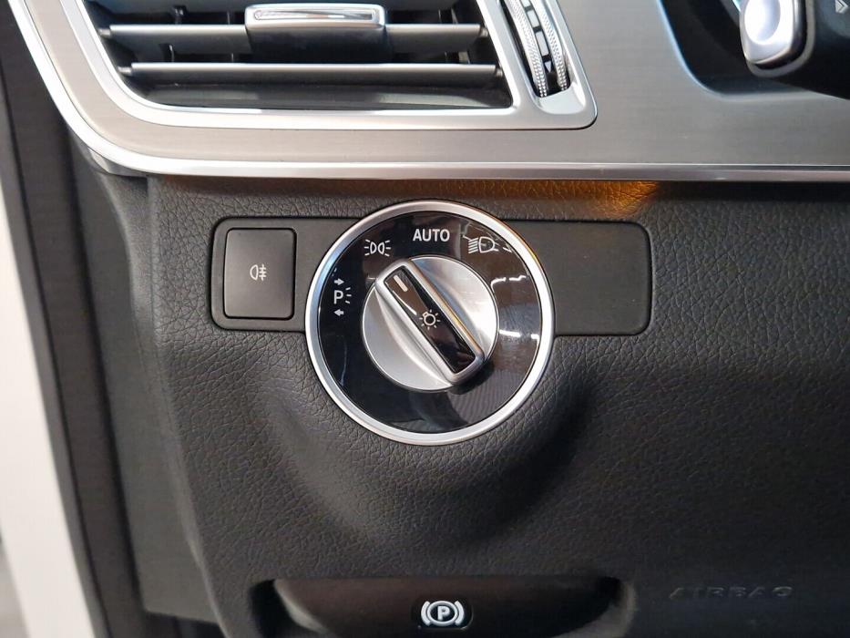 MERCEDES-BENZ E 2014