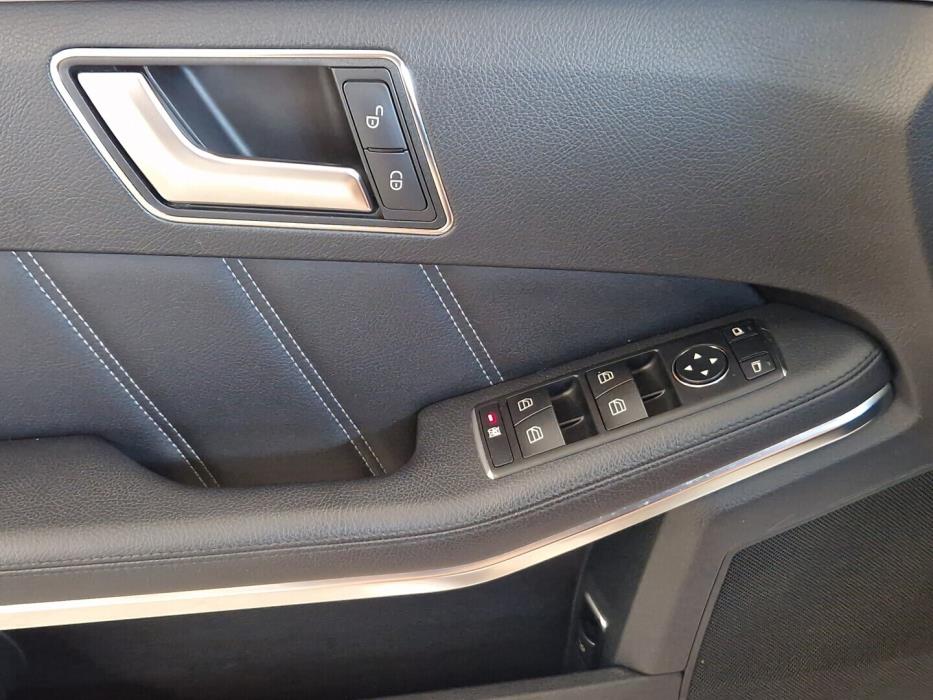 MERCEDES-BENZ E 2014