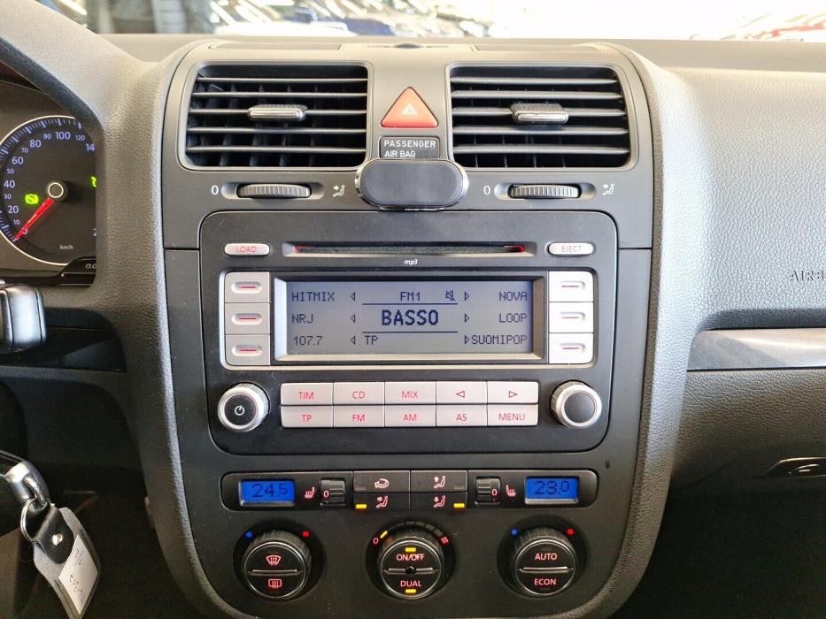 VOLKSWAGEN Golf 2007
