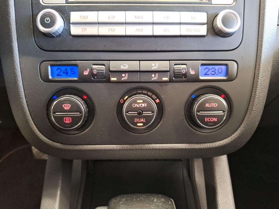 VOLKSWAGEN Golf 2007