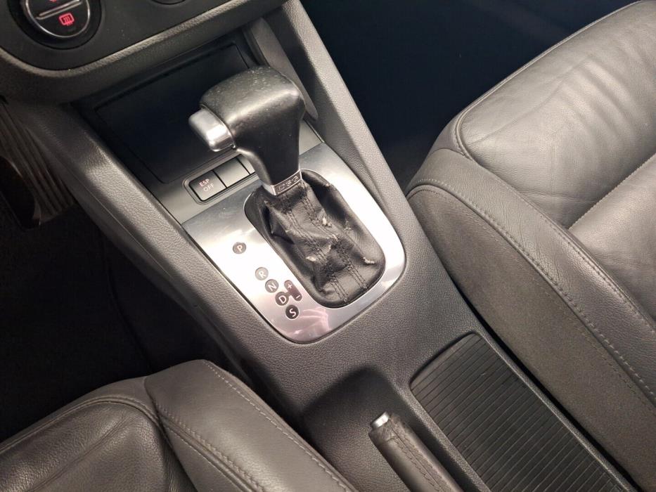 VOLKSWAGEN Golf 2007