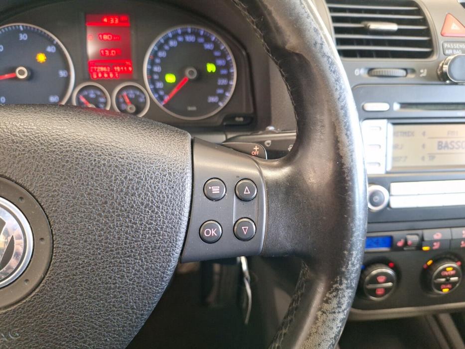 VOLKSWAGEN Golf 2007