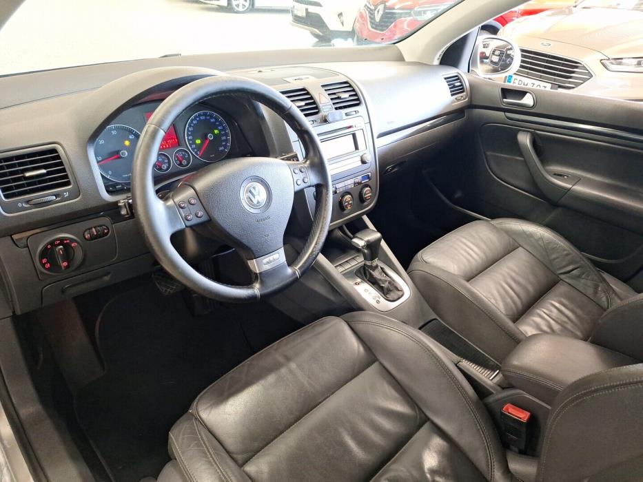 VOLKSWAGEN Golf 2007