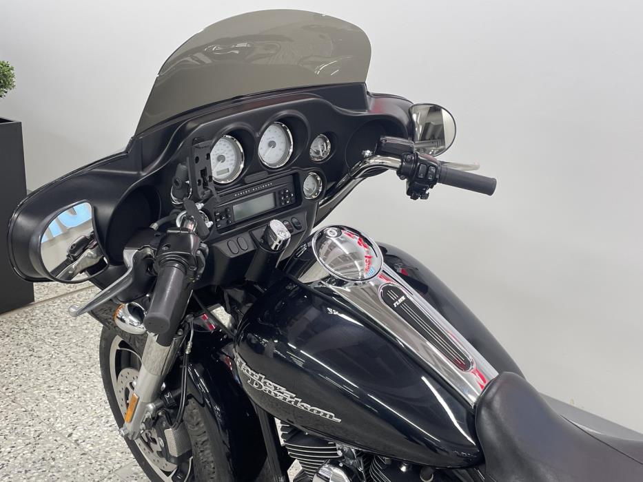 HARLEY-DAVIDSON TOURING 2013