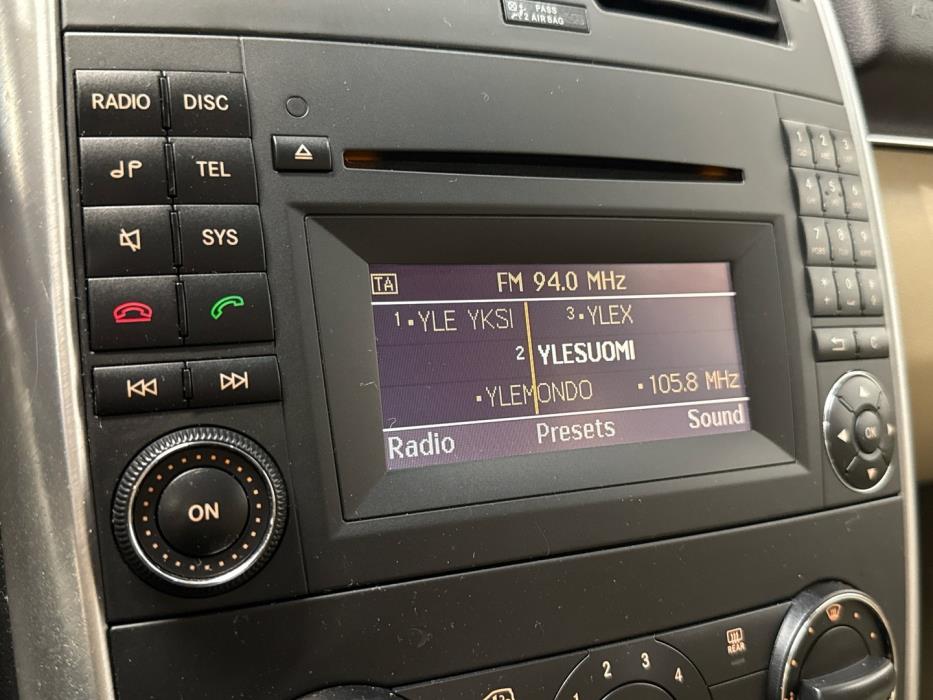 MERCEDES-BENZ B 2009