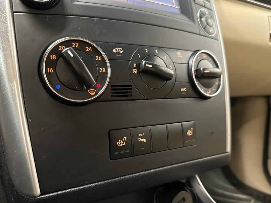 MERCEDES-BENZ B 2009