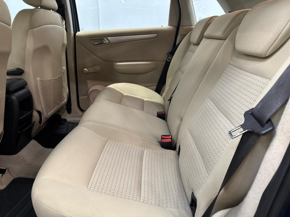 MERCEDES-BENZ B 2009