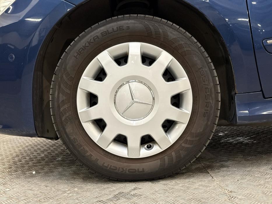 MERCEDES-BENZ B 2009