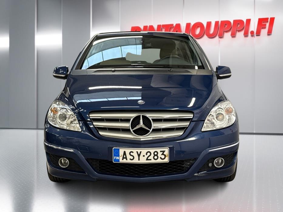 MERCEDES-BENZ B 2009