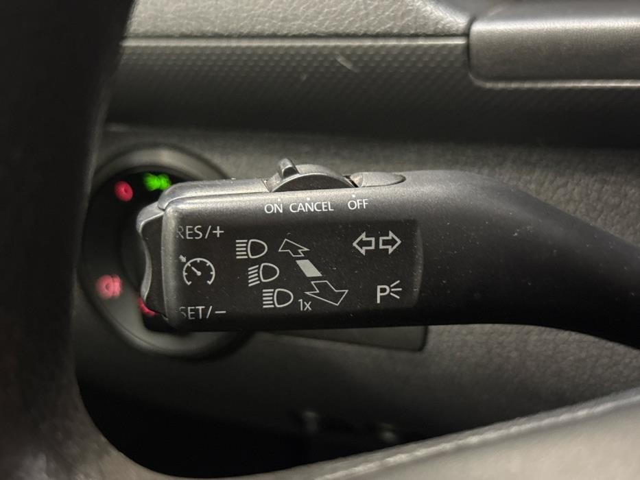 VOLKSWAGEN Caddy 2015