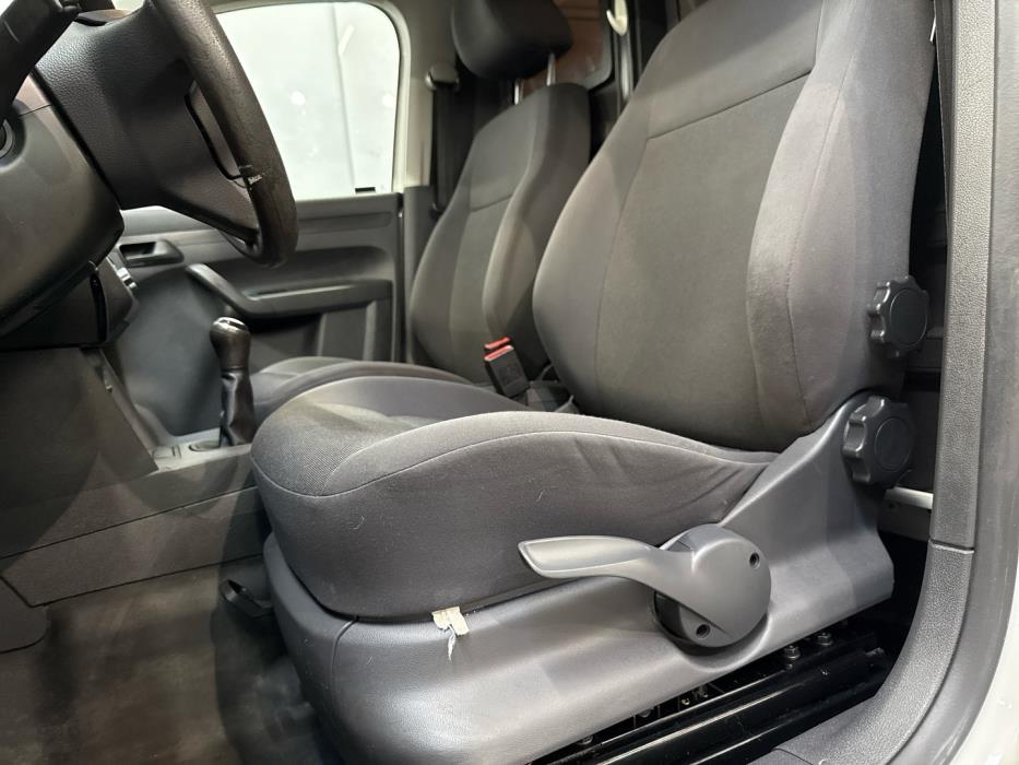 VOLKSWAGEN Caddy 2015