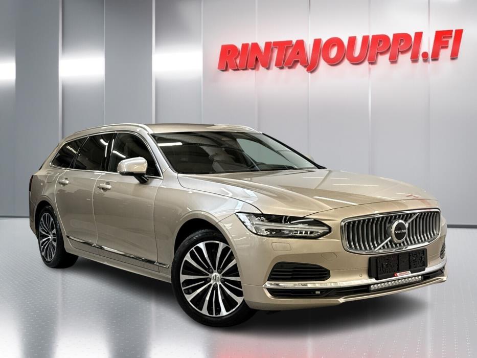 VOLVO V90 2023