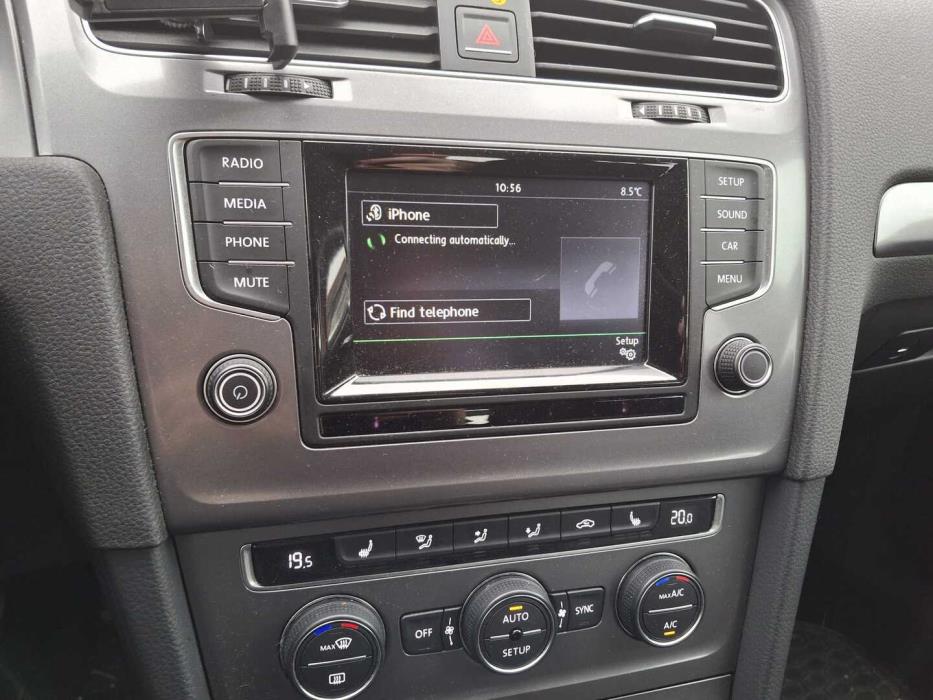 VOLKSWAGEN Golf 2013