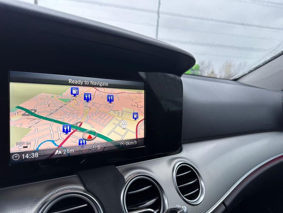 MERCEDES-BENZ E 2017