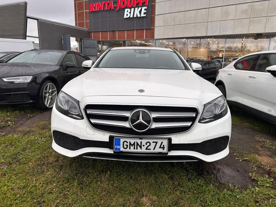 MERCEDES-BENZ E 2017