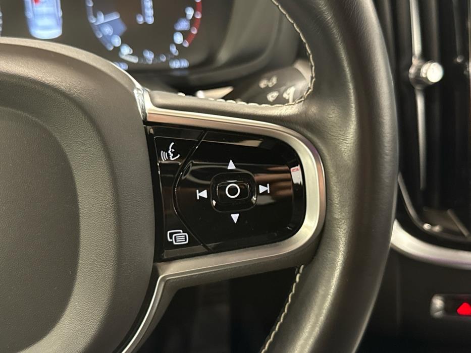 VOLVO S60 2019