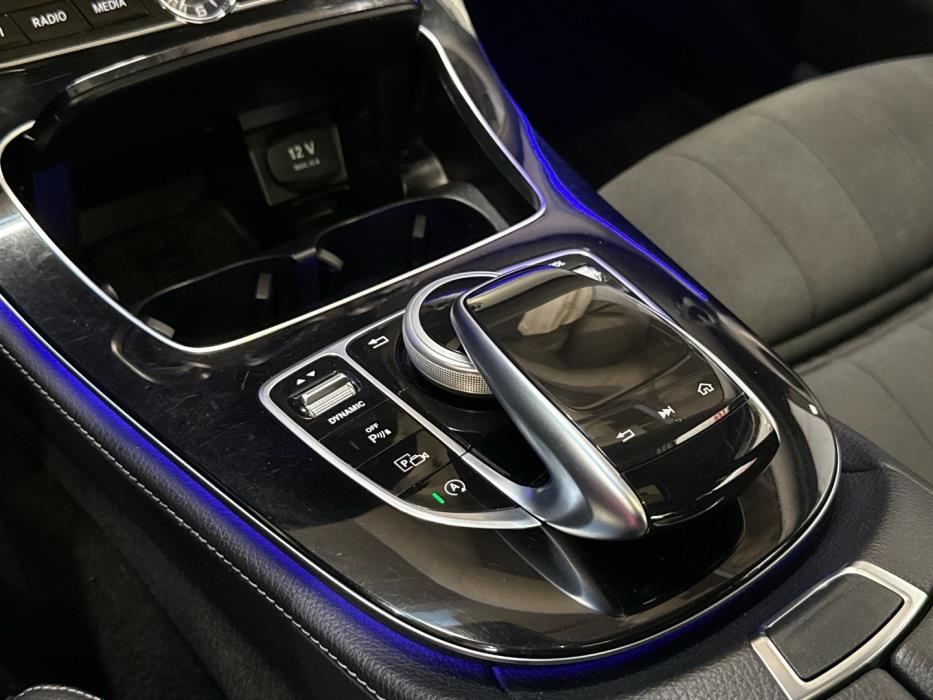 MERCEDES-BENZ E 2017