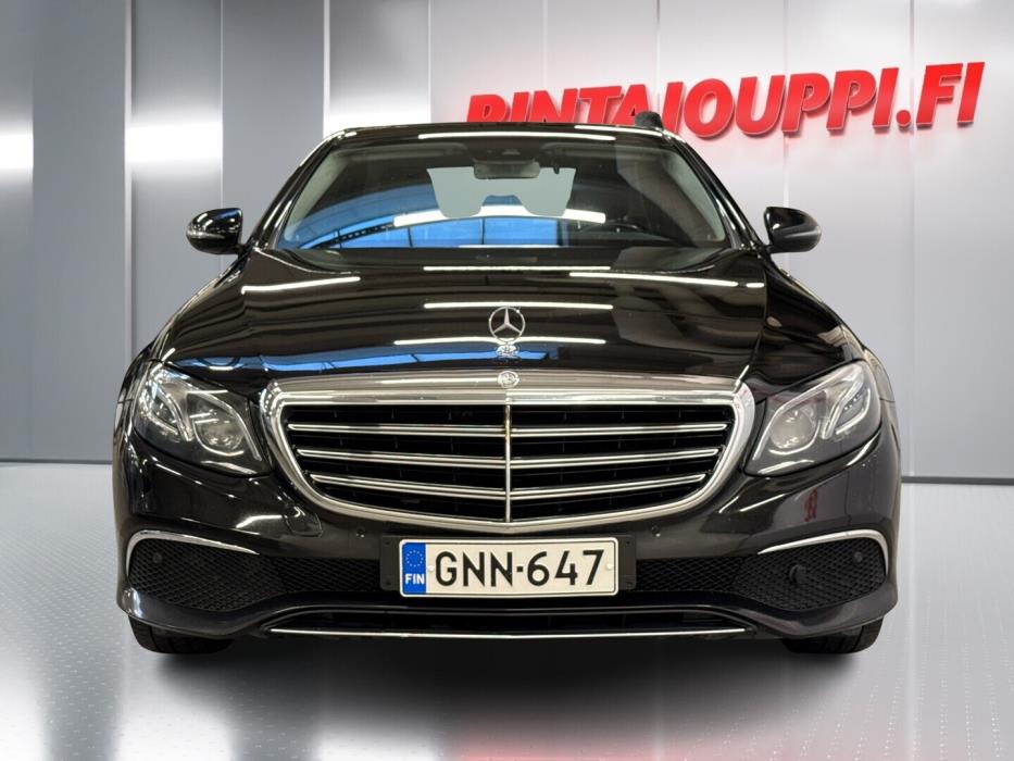 MERCEDES-BENZ E 2017