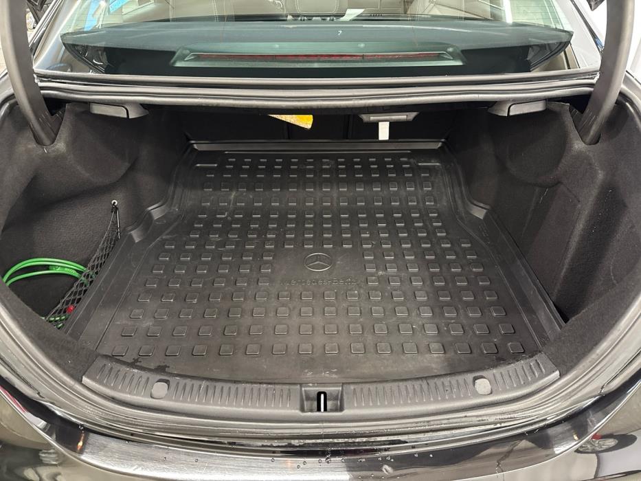 MERCEDES-BENZ E 2017