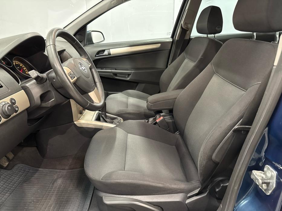 OPEL Astra 2007