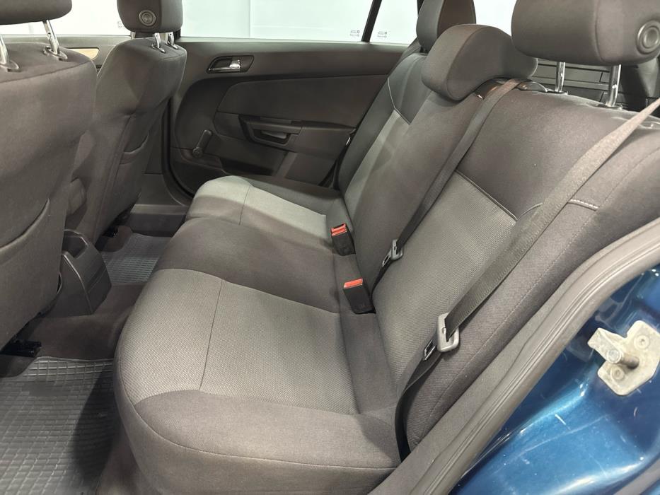 OPEL Astra 2007