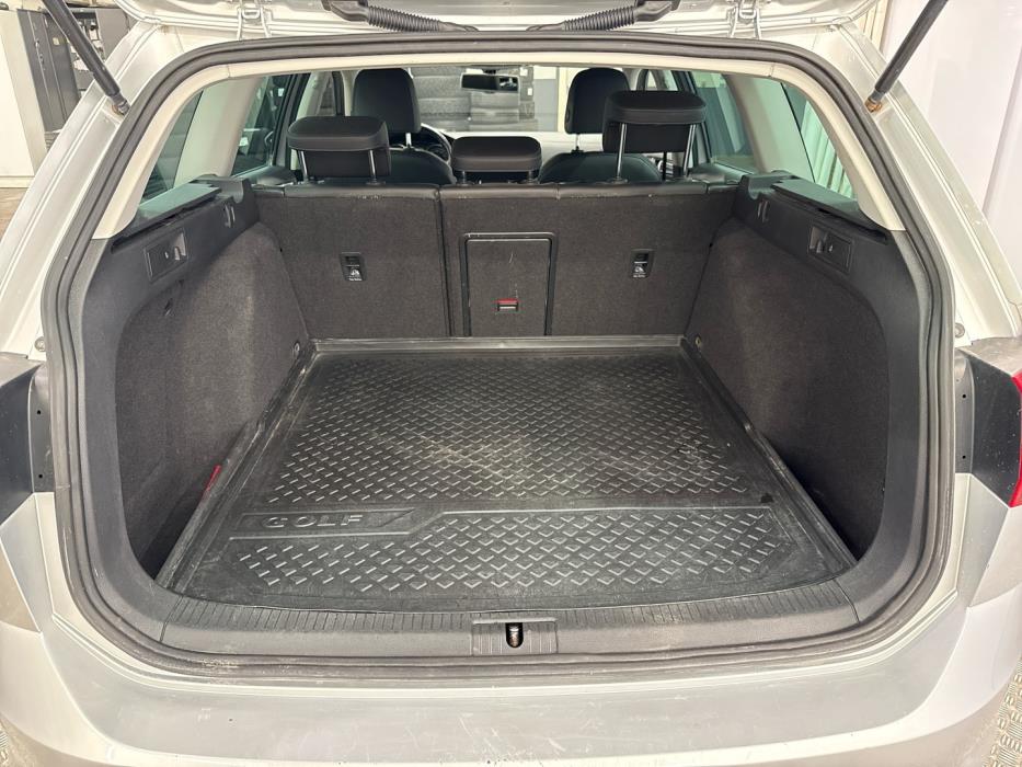 VOLKSWAGEN Golf 2014