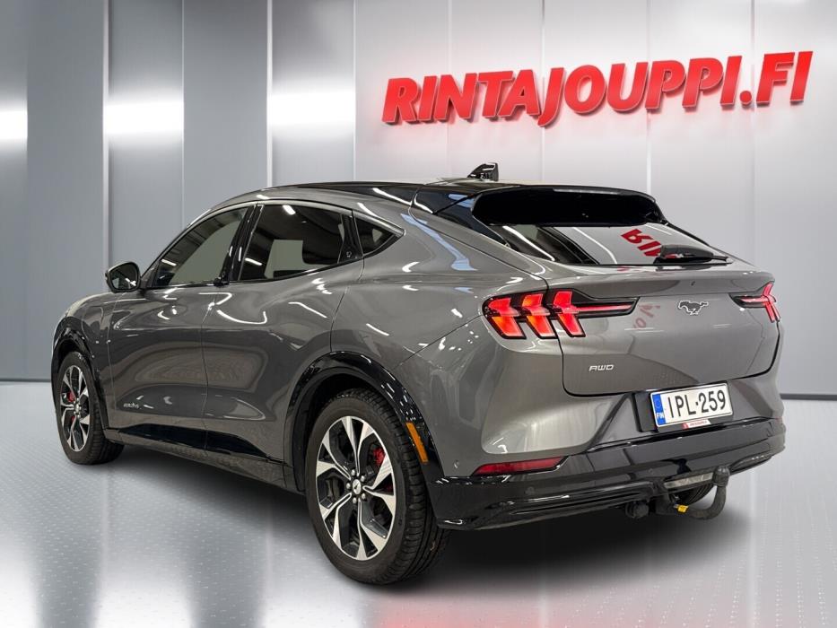 FORD Mustang Mach-E 2022