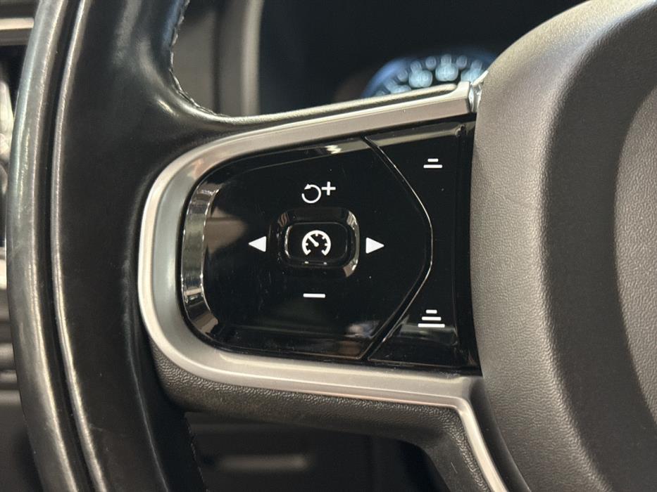 VOLVO V90 Cross Country 2017