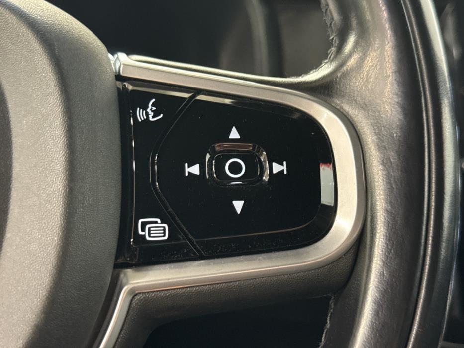 VOLVO V90 Cross Country 2017