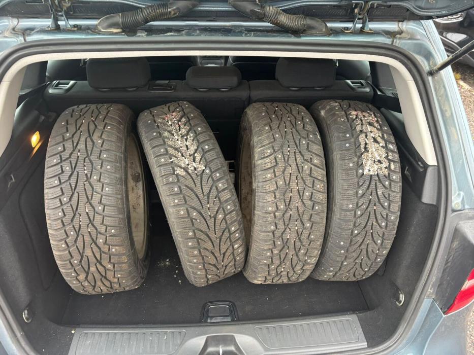 MERCEDES-BENZ B 2012