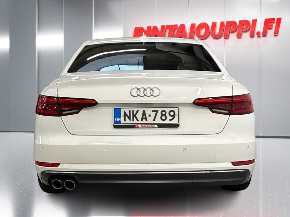 AUDI A4 2016