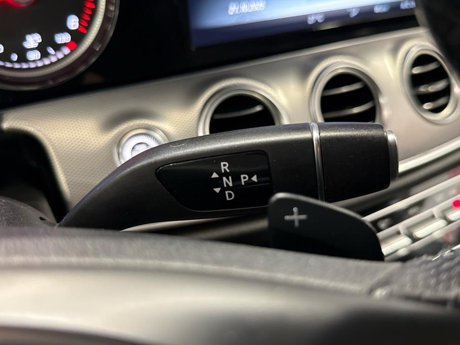 MERCEDES-BENZ E 2018