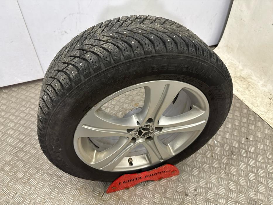 MERCEDES-BENZ E 2018