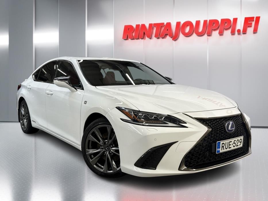 LEXUS ES 2019