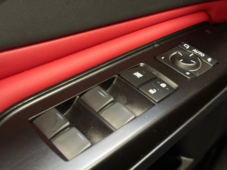 LEXUS ES 2019