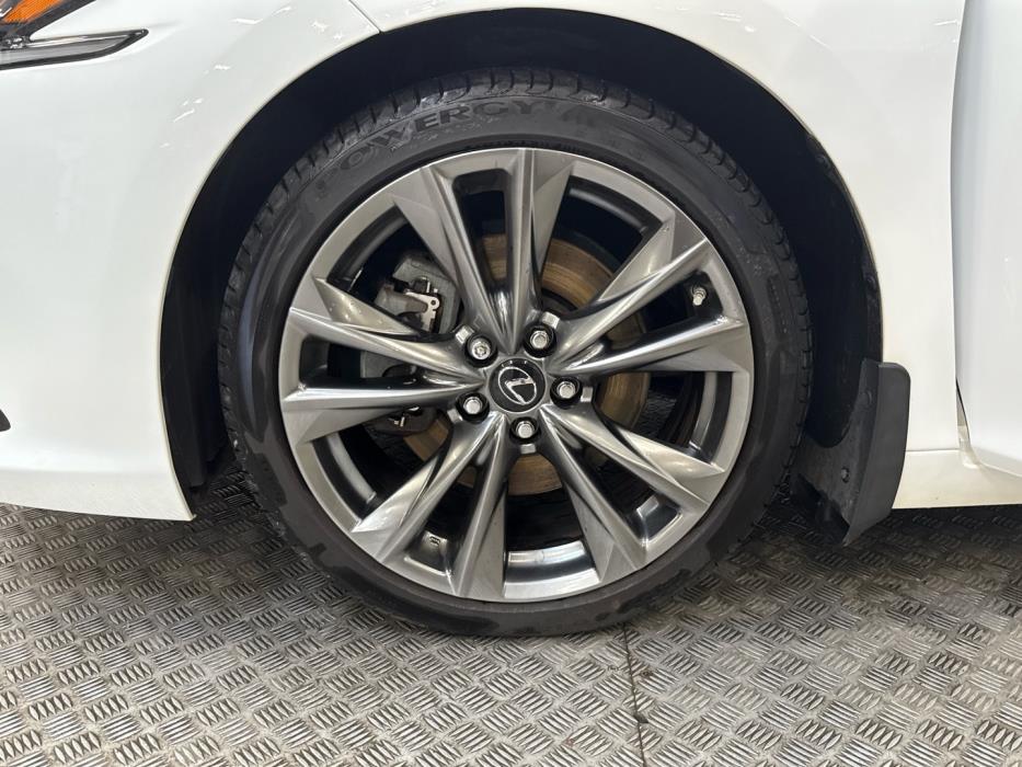 LEXUS ES 2019