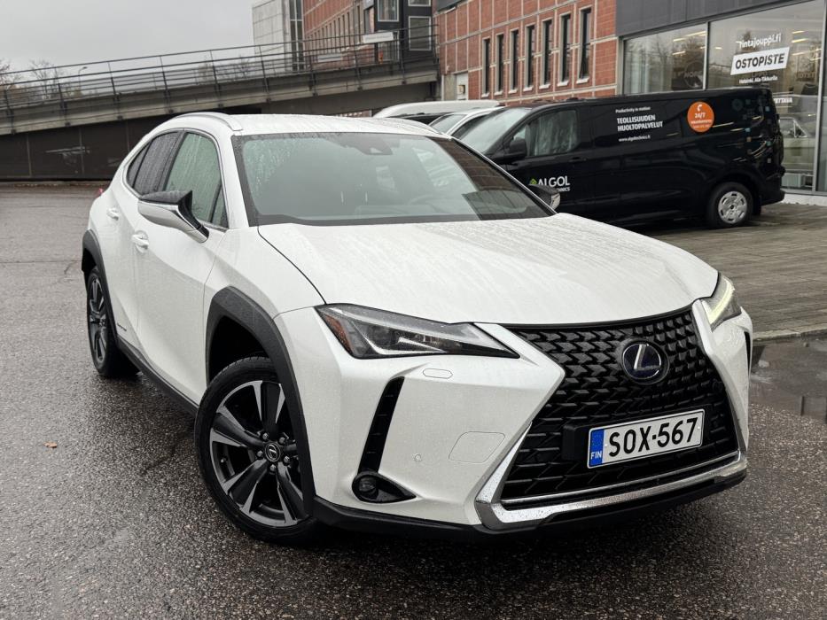 LEXUS UX 2022