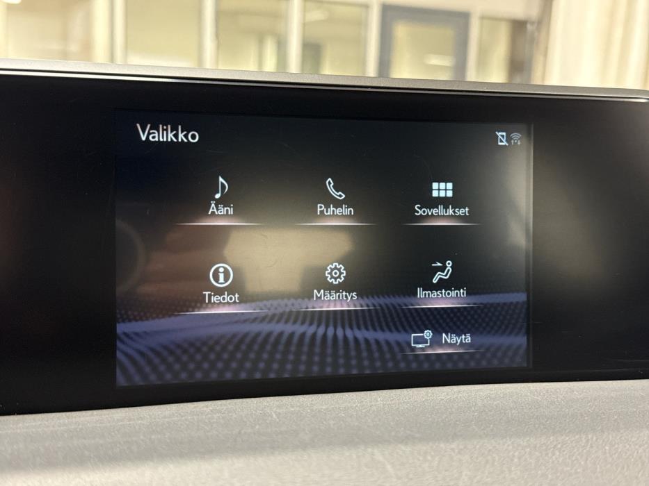LEXUS UX 2020