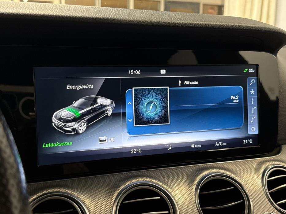 MERCEDES-BENZ E 2017