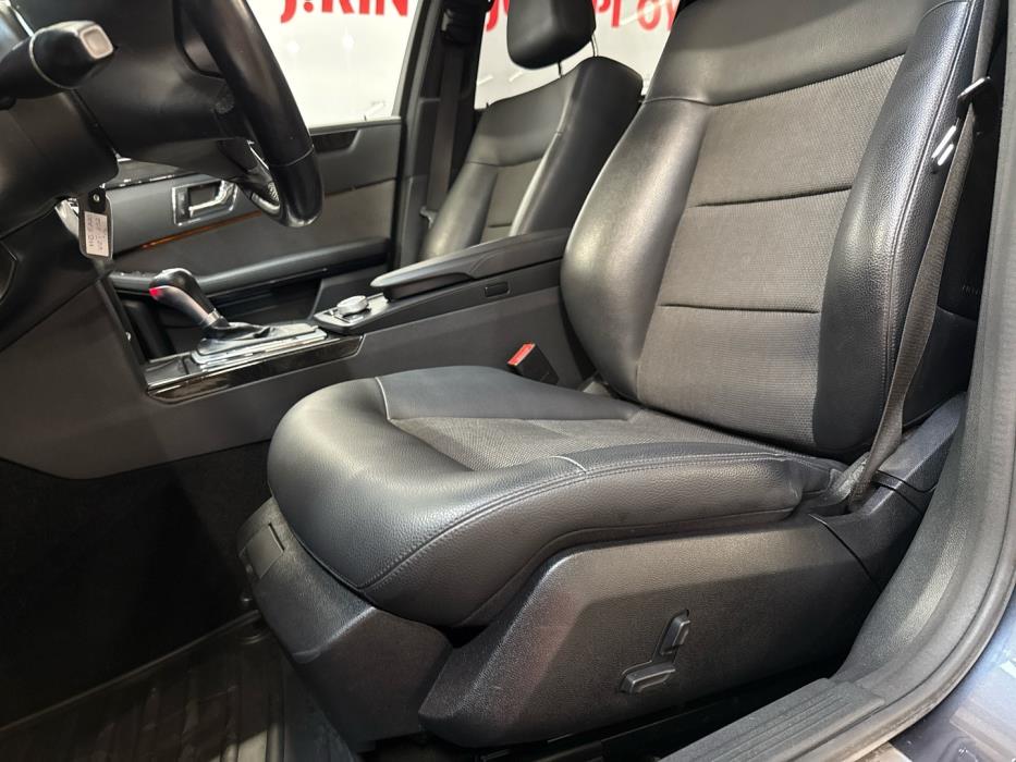 MERCEDES-BENZ E 2011