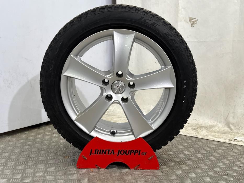 MERCEDES-BENZ E 2011