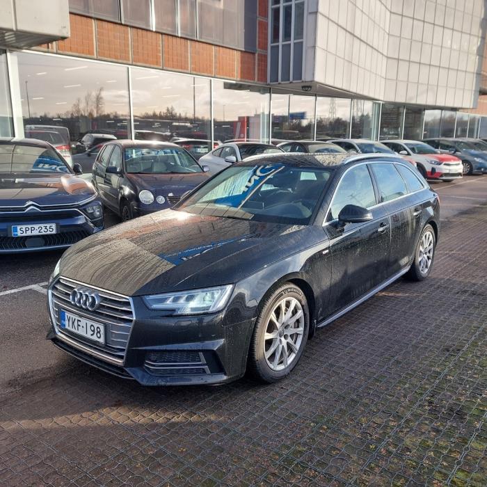 AUDI A4 2018