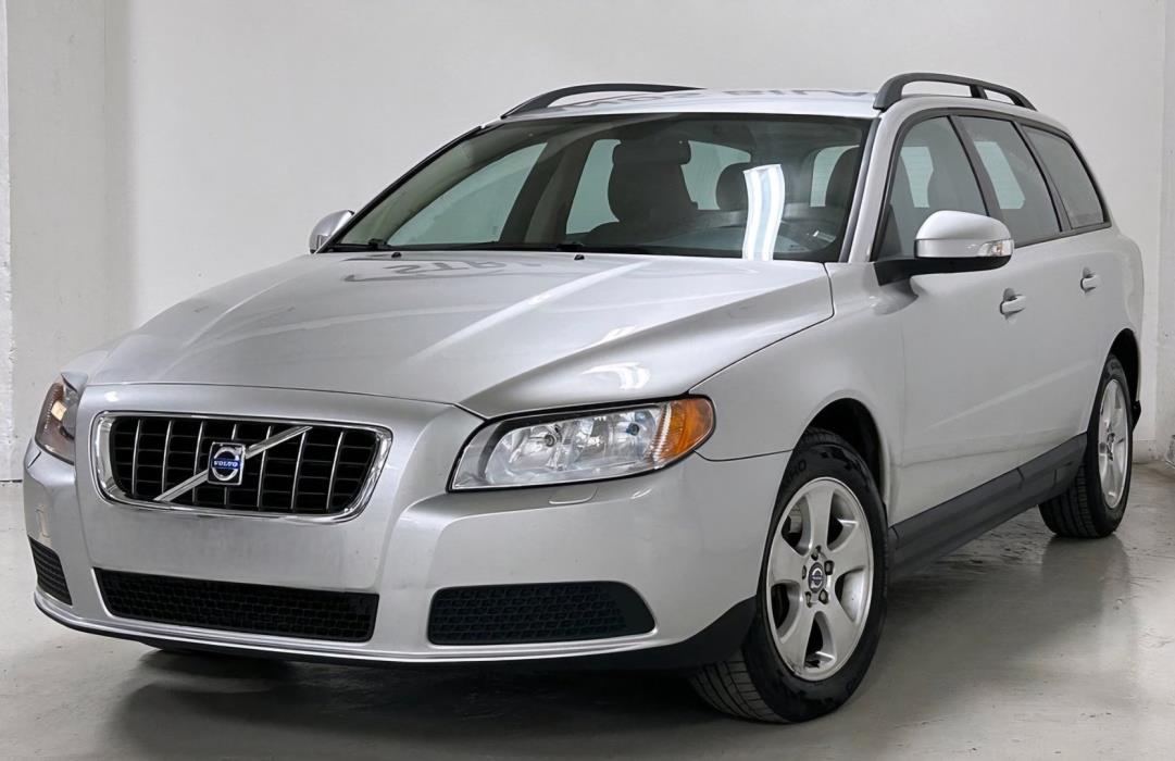 VOLVO V70 2008