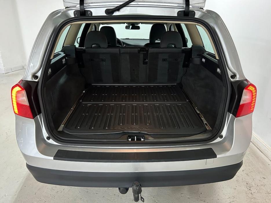 VOLVO V70 2008