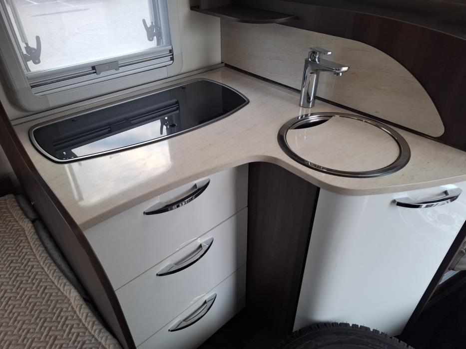 BÜRSTNER Nexxo T720 2015