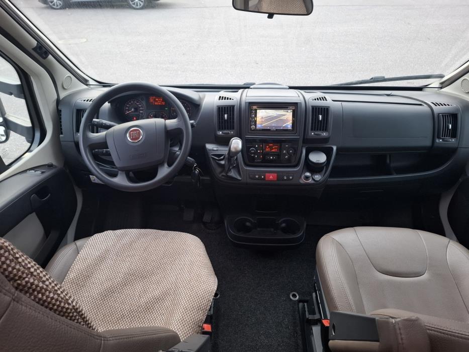 BÜRSTNER Nexxo T720 2015